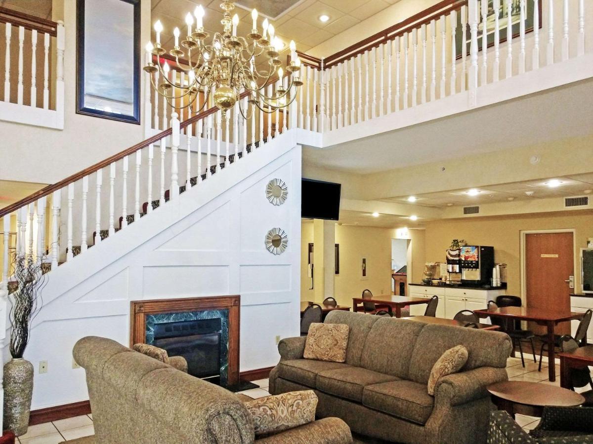 Quality Inn & Suites Bellville - Mansfield Luaran gambar