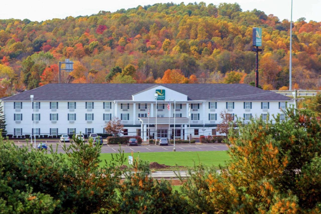 Quality Inn & Suites Bellville - Mansfield Luaran gambar