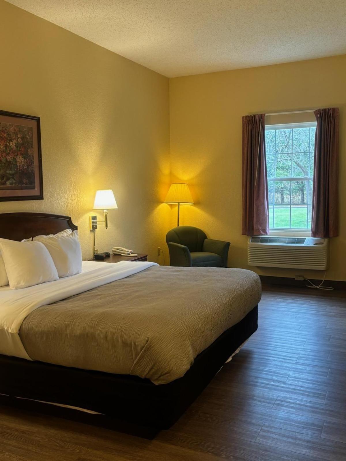 Quality Inn & Suites Bellville - Mansfield Luaran gambar